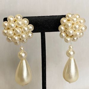 💎Pearlesque Beaded Earrings Dangle Drop Clusters With Teardrop Clip Ons